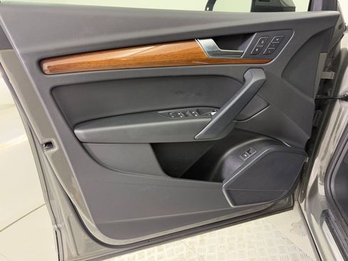 Certified 2023 Audi Q5 2.0T Premium w/ Convenience Package image 24