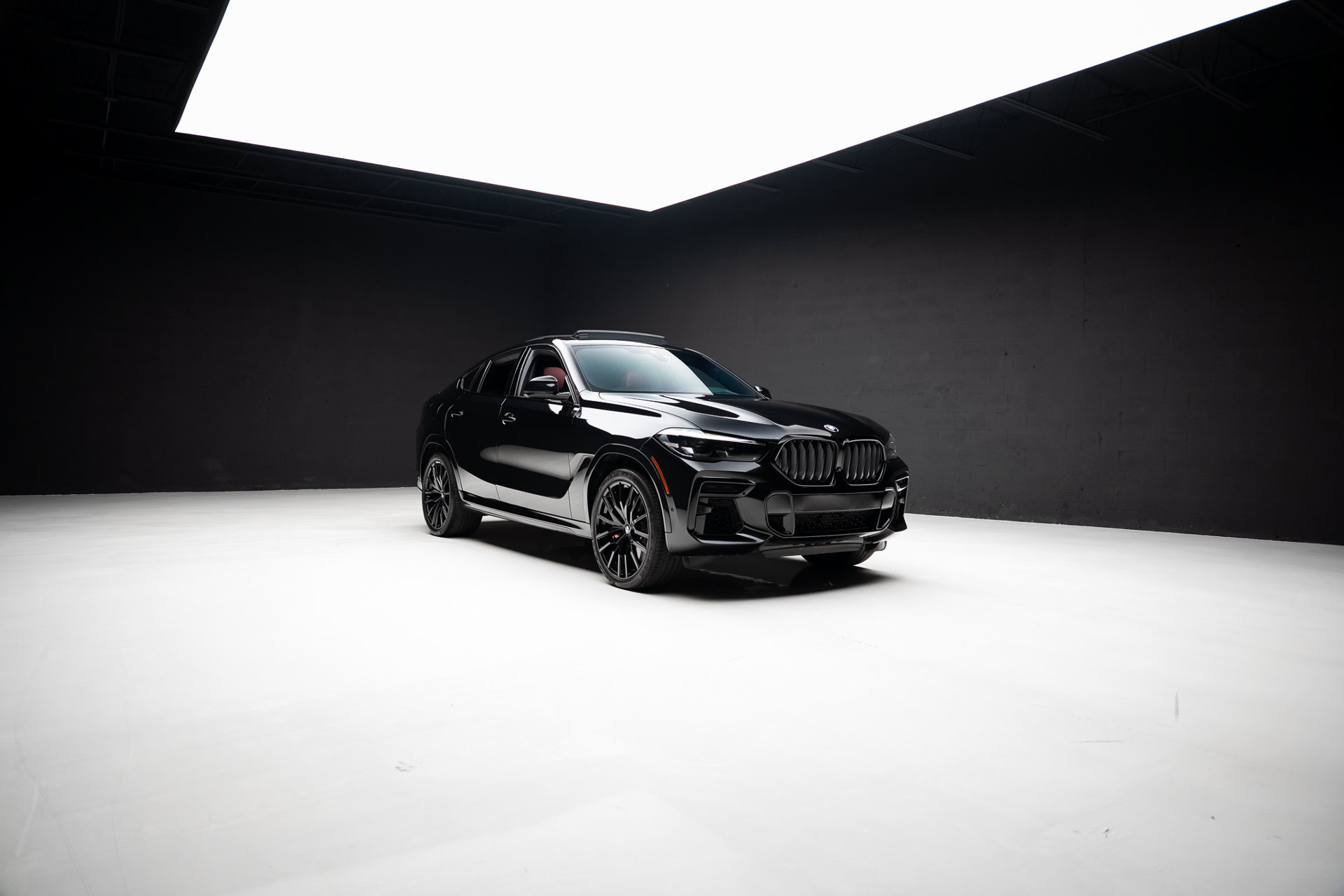 Used 2022 BMW X6 M50i w/ Premium Package AWD/4WD image 89
