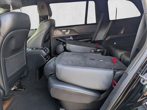 Used 2022 Mercedes-Benz GLS 450 4MATIC image 18