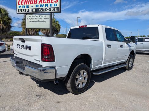 Used 2026 RAM 2500 Big Horn AWD/4WD image 4