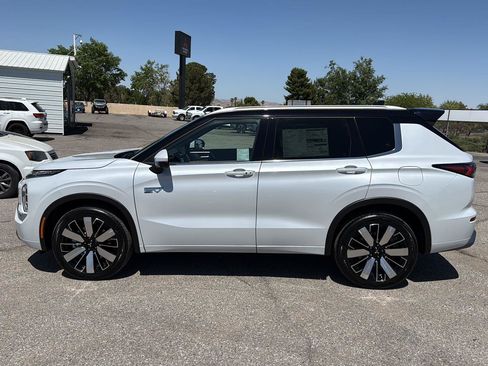 New 2026 Mitsubishi Outlander SEL AWD/4WD image 4