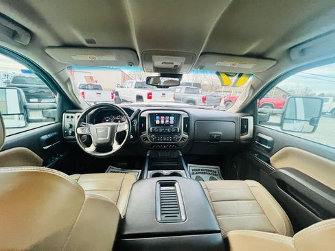 Used 2017 GMC Sierra 2500 Denali w/ Duramax Plus Package image 35