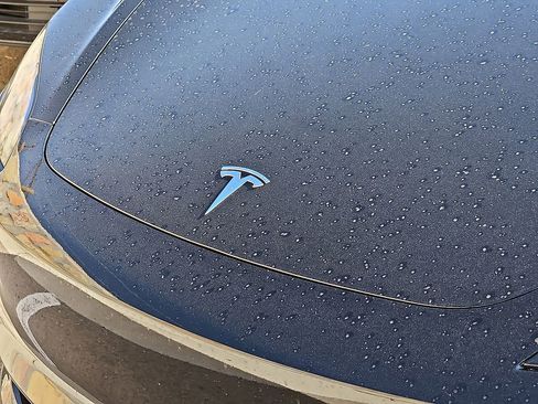 Used 2025 Tesla Model 3 Long Range image 4