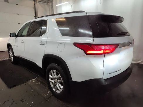 Used 2019 Chevrolet Traverse LT image 2