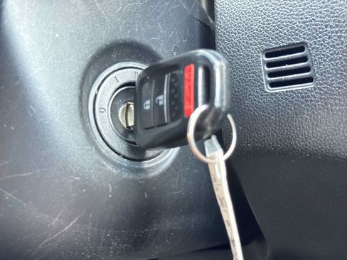 Used 2019 Honda Fit LX image 23