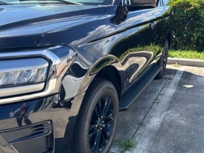 Used 2024 Ford Expedition XLT