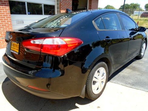 Used 2015 Kia Forte LX image 3