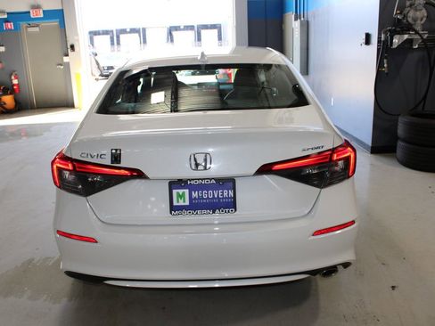 Used 2022 Honda Civic Sport image 38