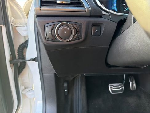 Used 2015 Ford Fusion Titanium image 25