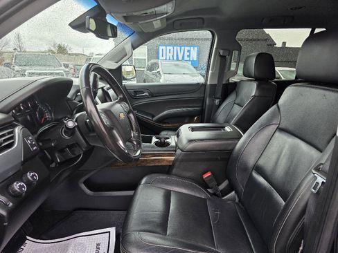 Used 2018 Chevrolet Suburban LT AWD/4WD image 7