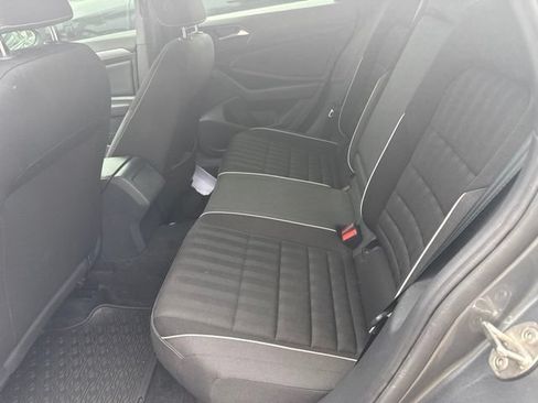 Used 2024 Volkswagen Jetta Sport FWD image 5