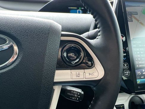 Used 2019 Toyota Prius Prime Premium image 21