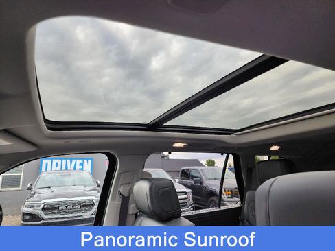 Used 2024 Toyota Sequoia Limited image 15