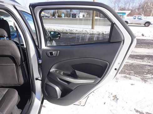 Used 2018 Ford EcoSport SE image 24