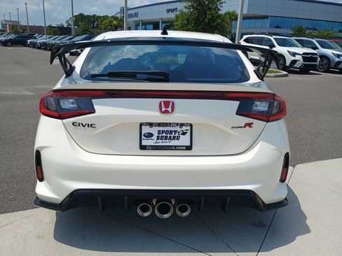 Used 2024 Honda Civic Type R image 6
