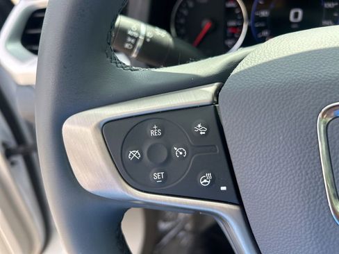 Used 2023 GMC Acadia Denali w/ Denali Ultimate Package image 50