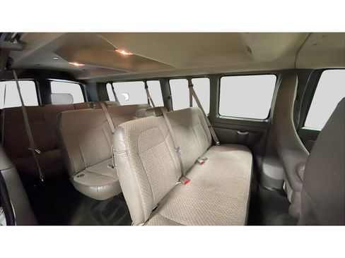 Used 2018 Chevrolet Express 3500 LT w/ LT Preferred Equipment Group RWD image 14