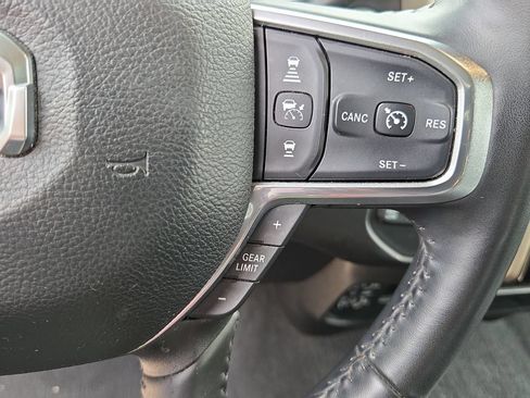 Used 2024 RAM 2500 Laramie w/ Safety Group AWD/4WD image 18