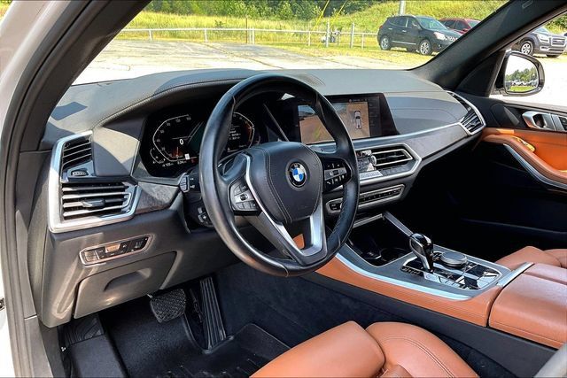 Used 2022 BMW X5 sDrive40i w/ Premium Package RWD image 17