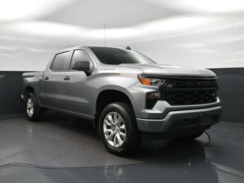 Used 2024 Chevrolet Silverado 1500 Custom AWD/4WD image 9