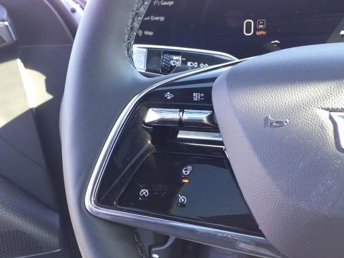 New 2025 Cadillac Lyriq Sport image 30