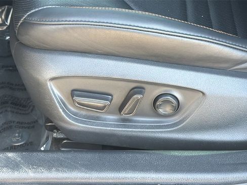 Certified 2020 Toyota Avalon XSE image 18