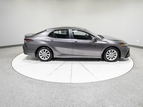 Used 2023 Toyota Camry SE FWD image 28