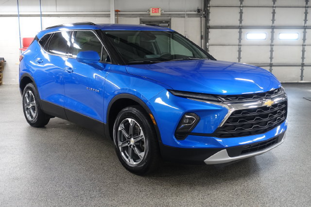 Used 2024 Chevrolet Blazer LT w/ Convenience Package FWD image 1