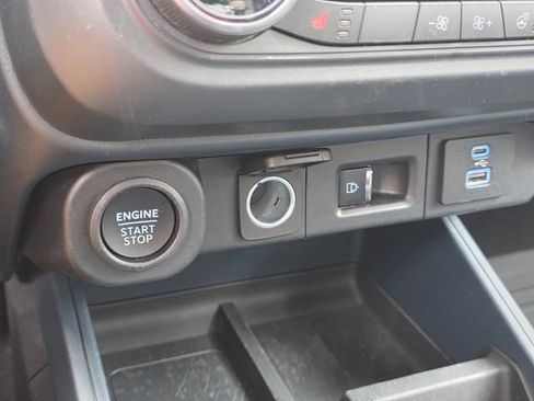 Used 2024 Ford Maverick Tremor w/ Tremor Off-Road Package AWD/4WD image 21