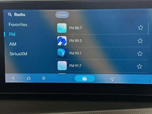 Used 2025 Hyundai Santa Fe SEL image 21