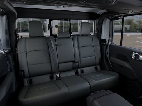 New 2026 Jeep Gladiator Mojave image 15