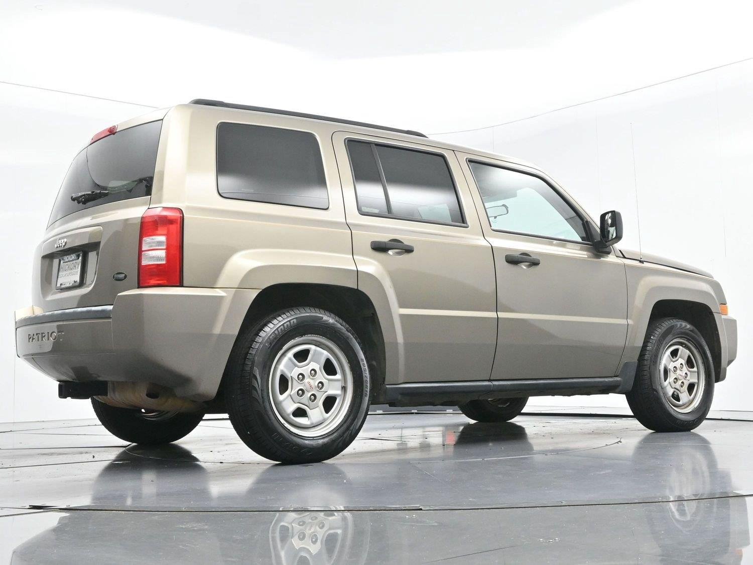 Used 2008 Jeep Patriot Sport FWD image 44
