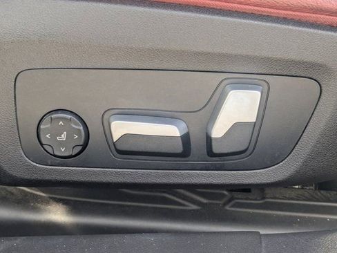 Used 2023 BMW 330i Sedan w/ Driving Assistance Package image 19