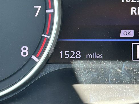 New 2024 Nissan Sentra SV w/ SV Premium Package image 31