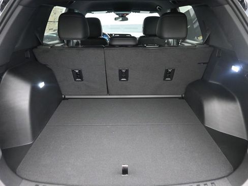 New 2026 Chevrolet Equinox LT AWD/4WD image 9