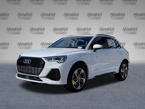New 2025 Audi Q3 2.0T Premium image 5