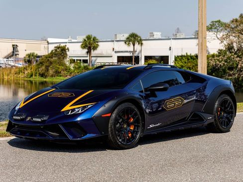 Used 2023 Lamborghini Huracan Sterrato AWD/4WD image 7
