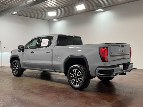 Used 2025 GMC Sierra 1500 AT4 w/ AT4 Preferred Package AWD/4WD image 5