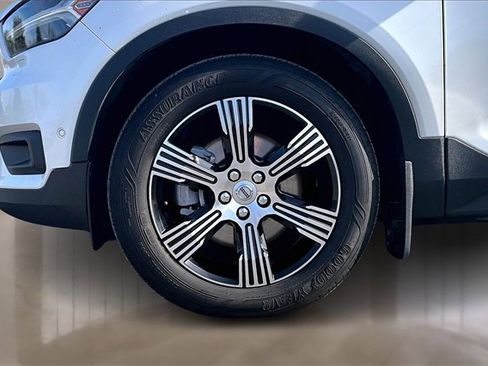 Used 2020 Volvo XC40 T5 Inscription image 30