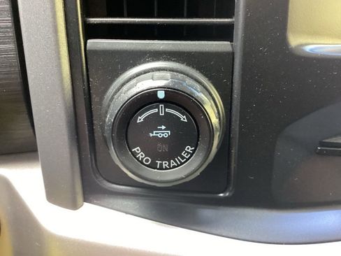 Used 2021 Ford F150 XLT w/ Trailer Tow Package image 59