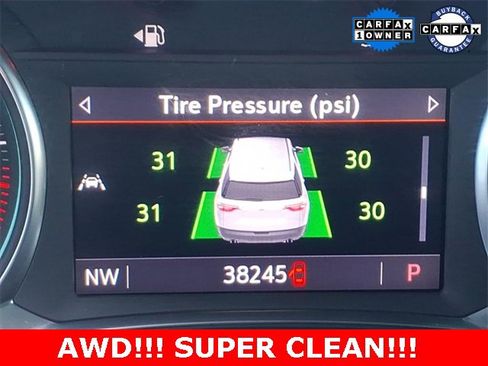 Used 2022 Chevrolet Traverse LT image 11