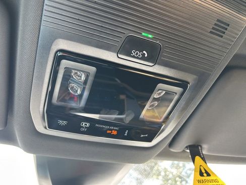 New 2026 Volkswagen Atlas Cross Sport SE image 40