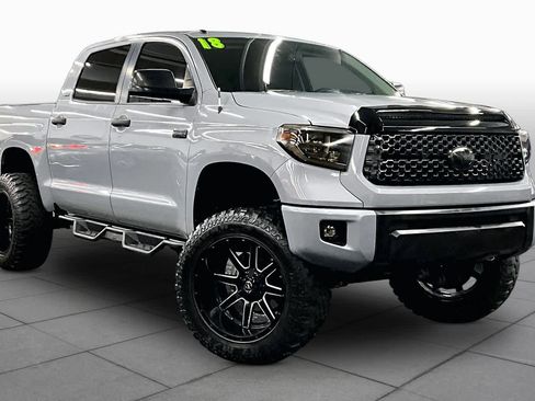 Used 2018 Toyota Tundra SR5 w/ TRD Off Road Package AWD/4WD image 2