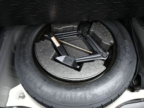 Certified 2024 Toyota RAV4 XLE w/ Convenience Package image 23