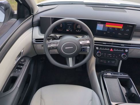 New 2026 Hyundai Tucson SEL AWD/4WD image 19