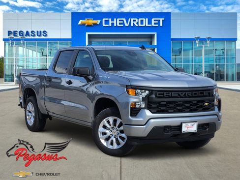 New 2026 Chevrolet Silverado 1500 Custom image 1