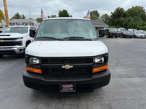 Used 2014 Chevrolet Express 3500 LS image 3