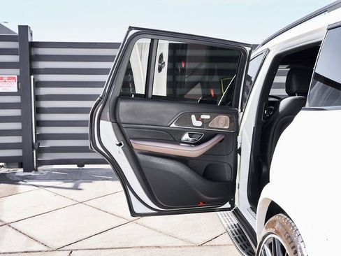 Used 2021 Mercedes-Benz GLS 63 AMG 4MATIC image 27