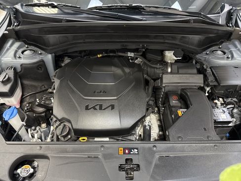 Certified 2025 Kia Telluride S FWD image 36