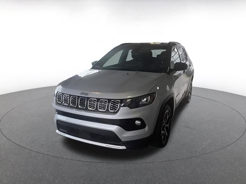 Used 2025 Jeep Compass Limited image 6